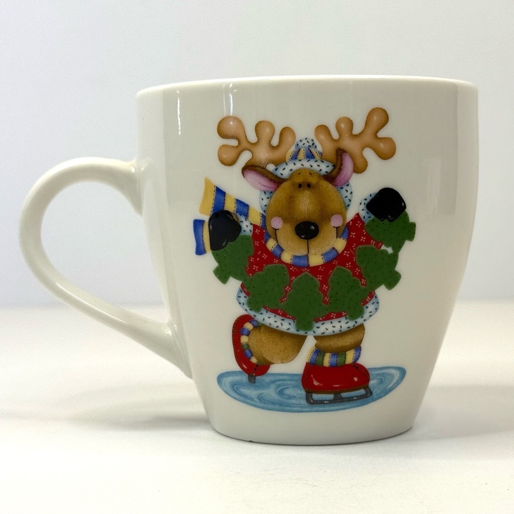 Royal Norfolk White and Red Mugs for Dining